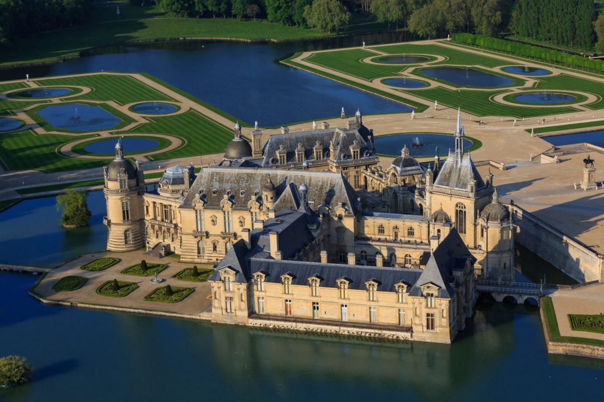 ©Jerome-Houyvet-Domaine-de-Chantilly-vue-aerienne-14_preview-1200x800.jpeg