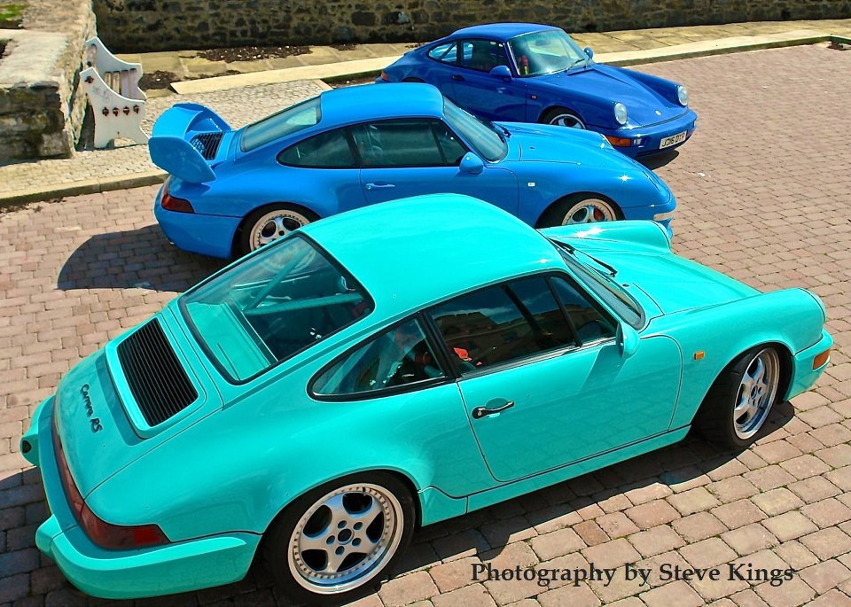964-rs-clubsport-ngt-in-mint-green-993-rs-lightweight-in-riviera-blue-964-rs-clubsport-ngt-in-maritime-blue-foto-steve-kings.jpg
